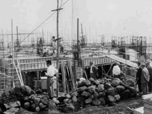 Inspection tour of sightseeing tower construction site (1965)