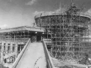 Construction of sightseeing tower (1966) 